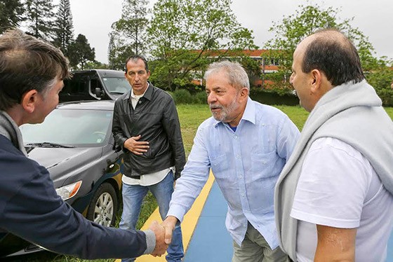 Impedido, Lula vai trabalhar como ministro informal