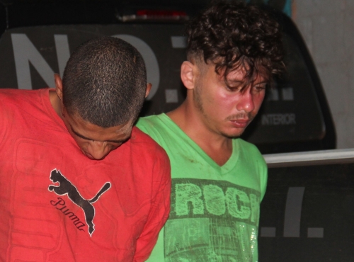 Policia de Chapadão do Sul prende dois homens com moto roubada