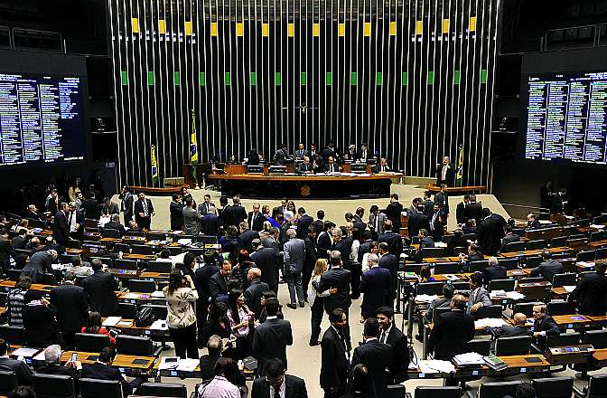 Reforma da Previdência: Ainda gera dúvidas quanto à exclusão dos servidores estaduais e municipais do texto da reforma
