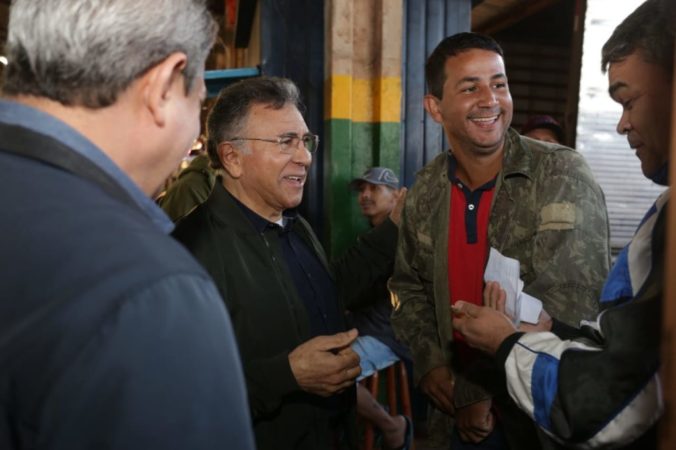 O juiz Odilon fazendo campanha eleitoral.