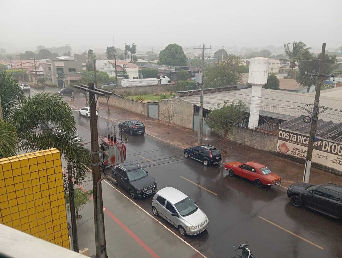 Rua Ambrosina Paes Coelho em Costa Rica.
