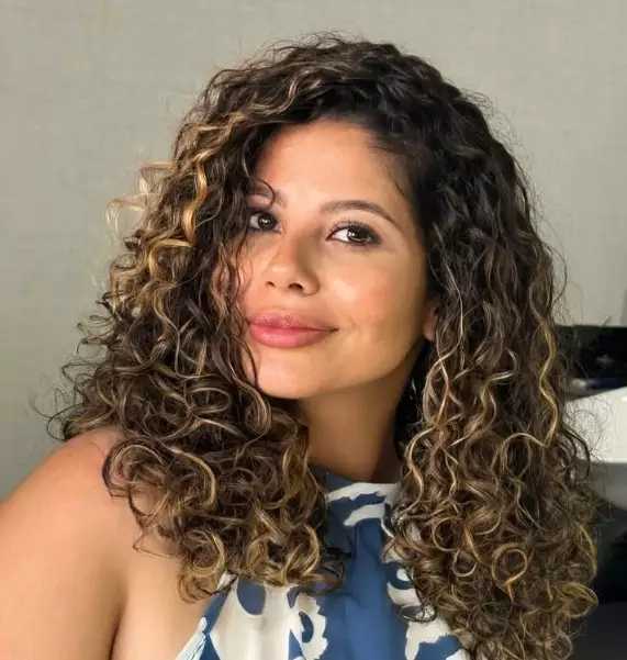 Letícia Camargo, jovem morta em acidente (Foto: Divulgação).
