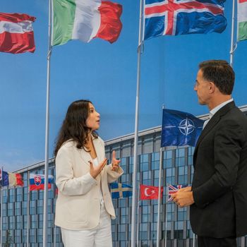 Vice-presidente Global Inês Sofia e o Secretário-Geral da OTAN, Mark Rutte