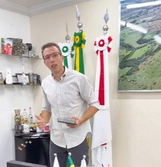 Prata avança na modernização da saúde com entrega de 87 tablets aos agentes comunitários