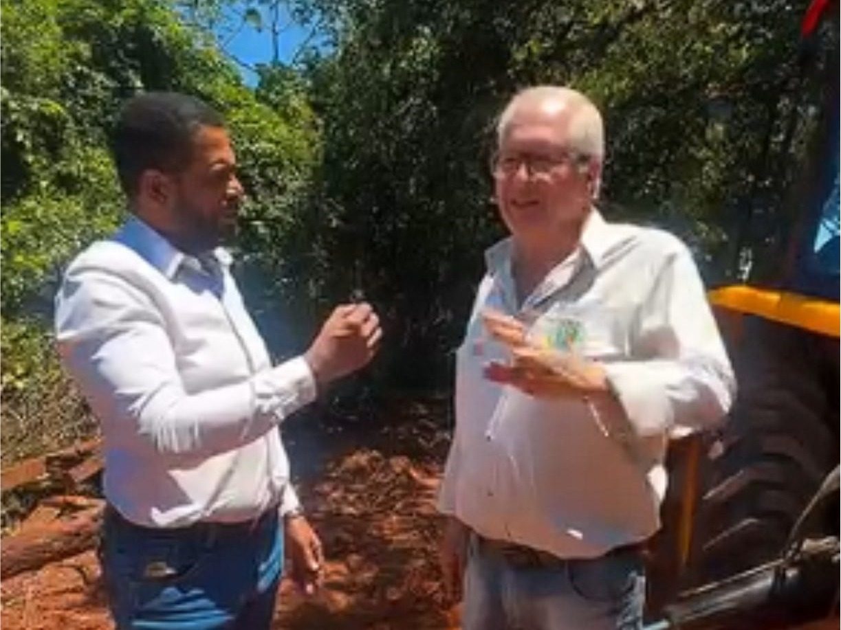Administração Dr. Herculano reforça ponte na zona rural de Iturama