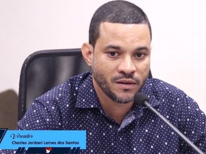 Charles da Farmácia solicita mudança no local de retirada de exames médicos