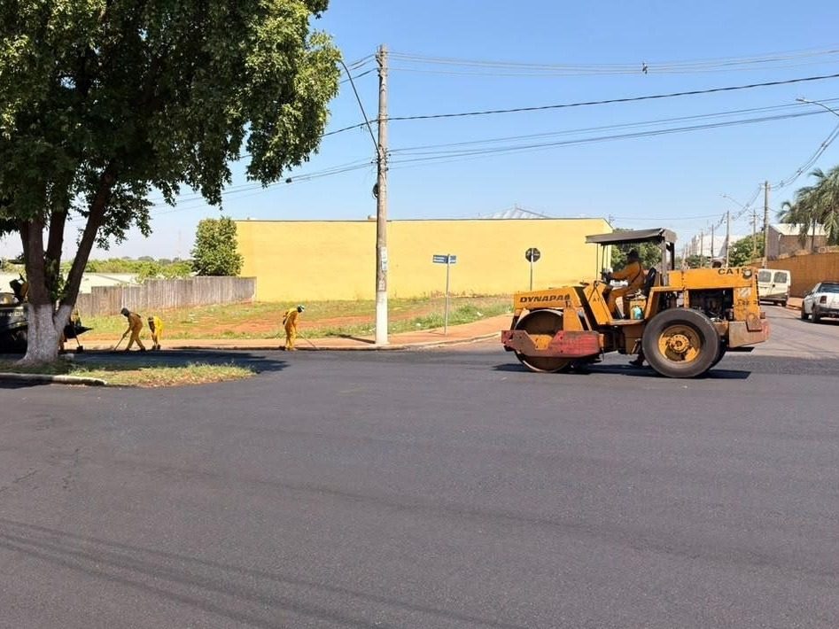 FRUTAL AVANÇA COM OBRAS DE RECAPEAMENTO E REFORÇA A SEGURANÇA NO TRÂNSITO