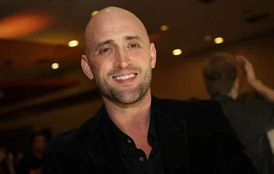 Destinando uma verba de R$200 mil, proveniente do fundo audiovisual, esta legislação tem como objetivo fortalecer e apoiar projetos culturais na região,