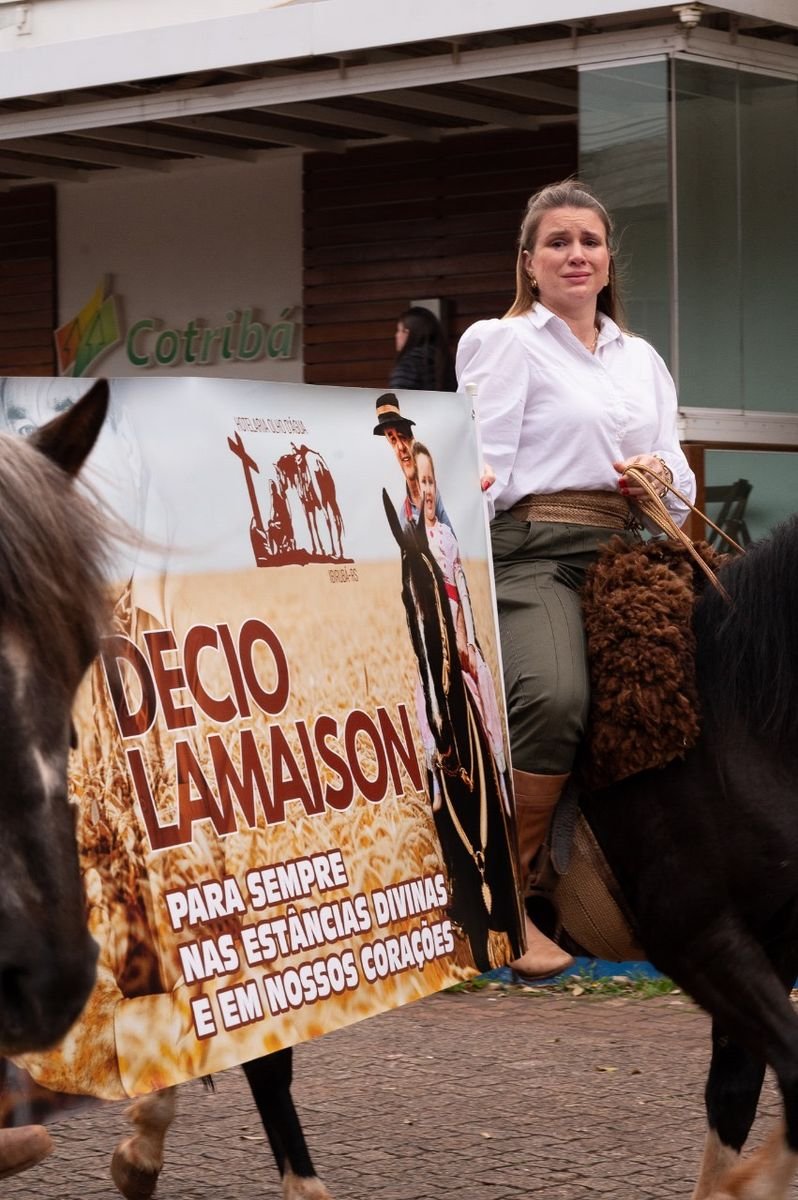Homenagem a tradicionalista marca Dia do Gaúcho em Ibirubá