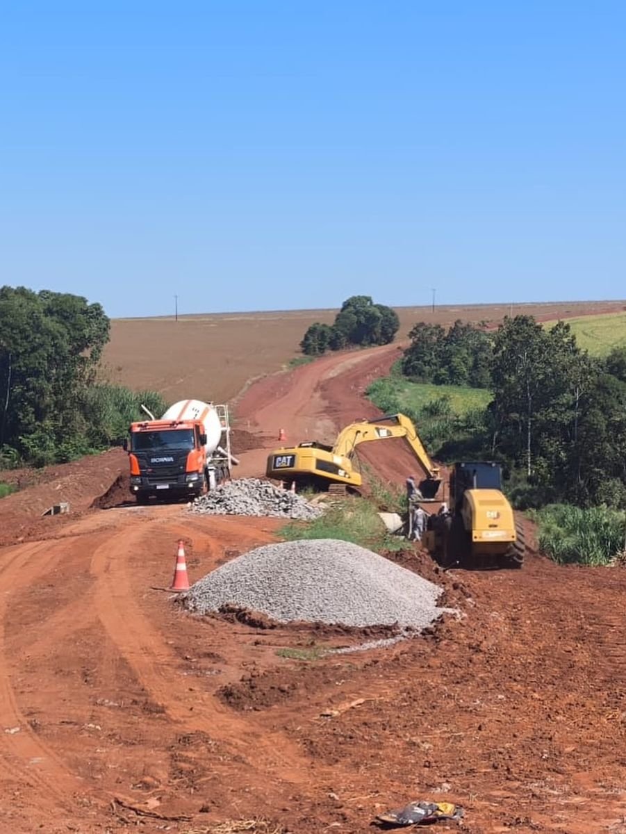 Vereadores realizam visita técnica para acompanhamento das obras na ERS-510