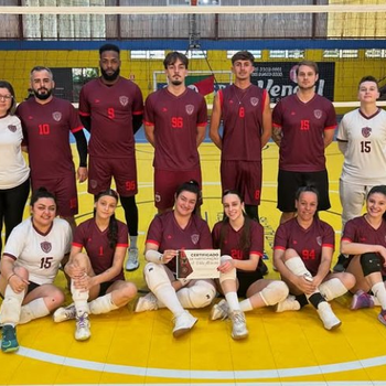 Amigos da Vila, vice-campeã