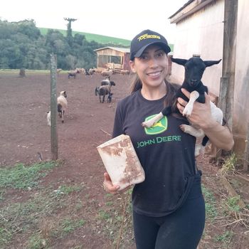 CUIDANDO DOS ANIMAIS