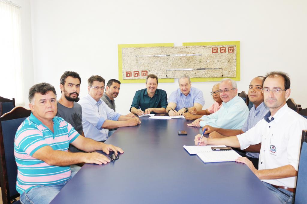 Prefeitura de Jales assina novo convênio de R$ 250 mil para recapeamento asfáltico