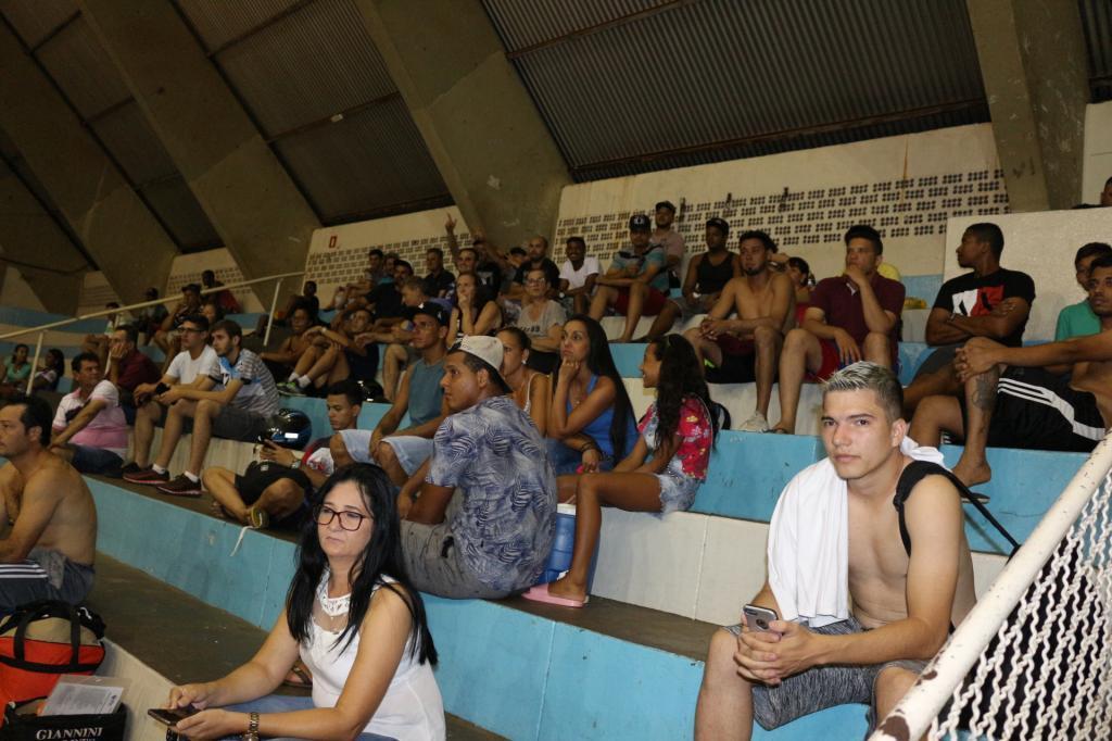 A torcida prestigiou os dois jogos da segunda rodada da Copa TV Tem em Jales