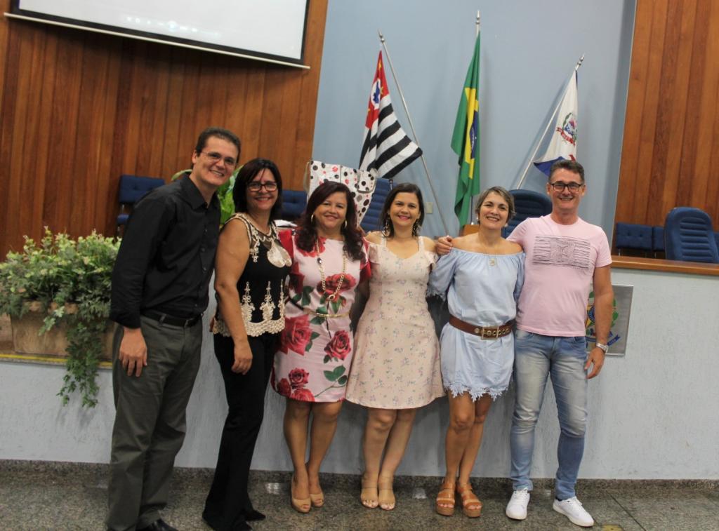 Pedagogia e Estética e Cosmética realizam evento para comemorar o Dia Internacional da Mulher