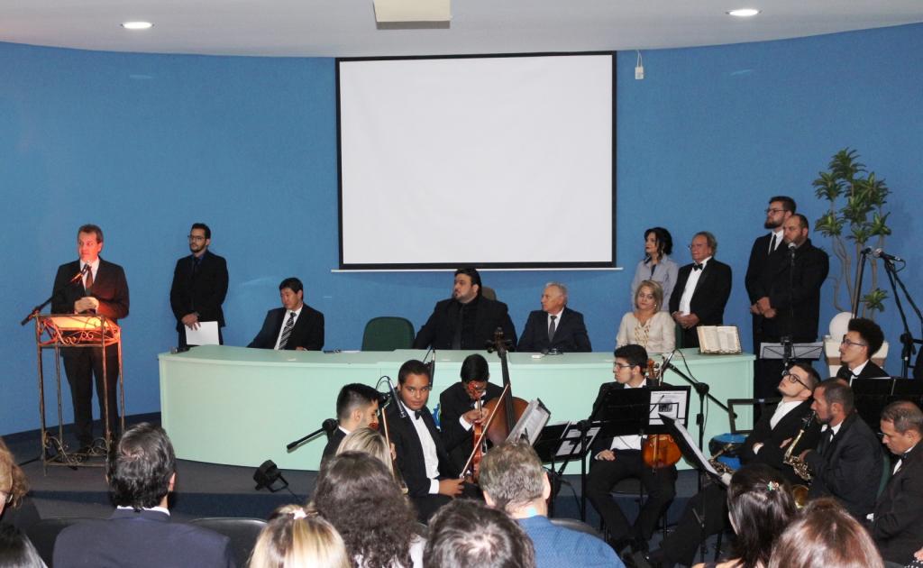 Posse da nova diretoria da ACIJ reúne prefeito Flá e diversas autoridades