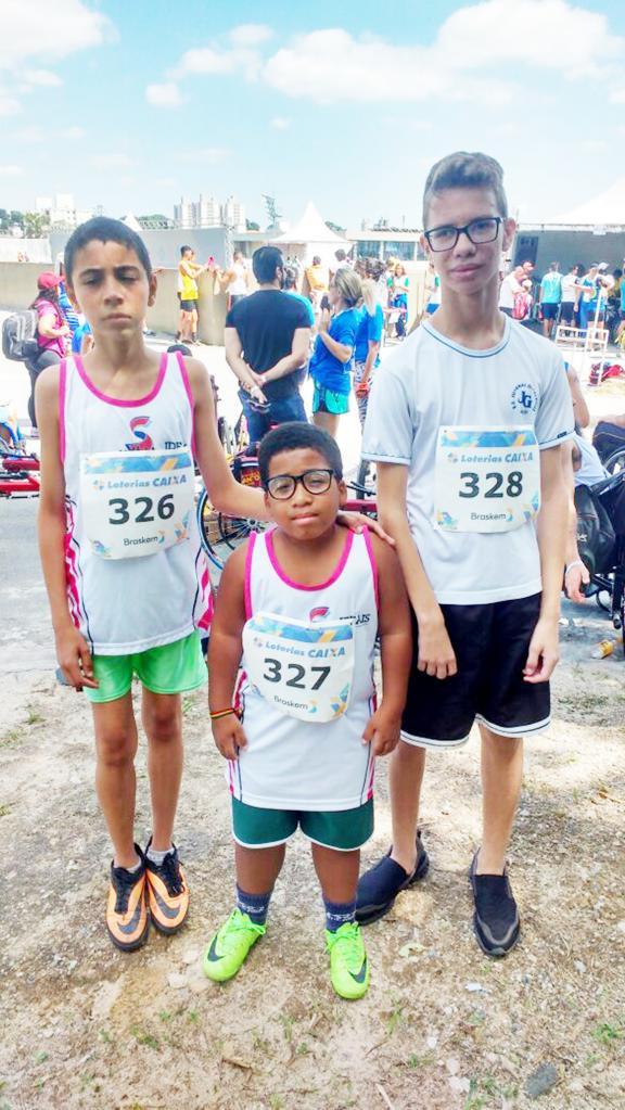 Lailson, Michael (medalhista de bronze, ao centro) e Ryan representaram Jales na 1ª etapa regional São Paulo do Circuito Loterias Caixa, em São Paulo