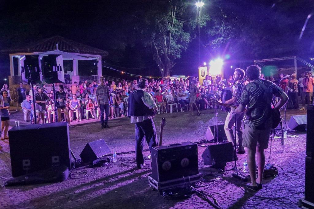 Na música o grupo Grand Bazaar encantou a plateia com sua produção autoral influenciada pela música cigana, árabe e judaica, em fusão com o jazz-rock, o baião e o carimbo