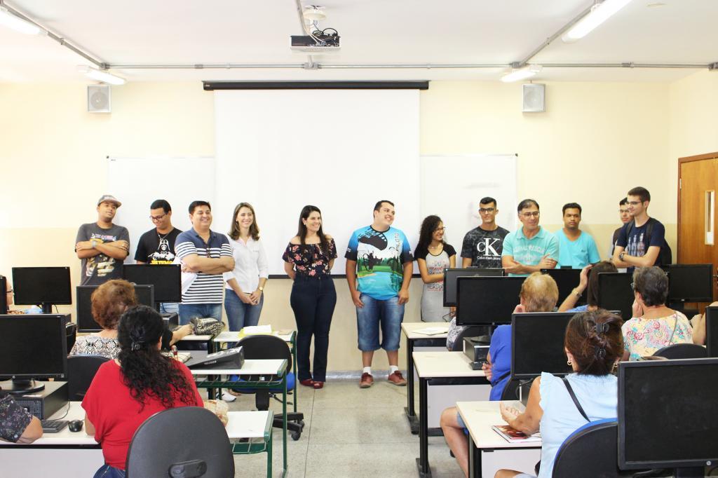 A primeira-dama e presidente do FSS de Jales, Glauciane Franco prestigiou a aula inaugural e agradeceu a parceria da Fatec Jales