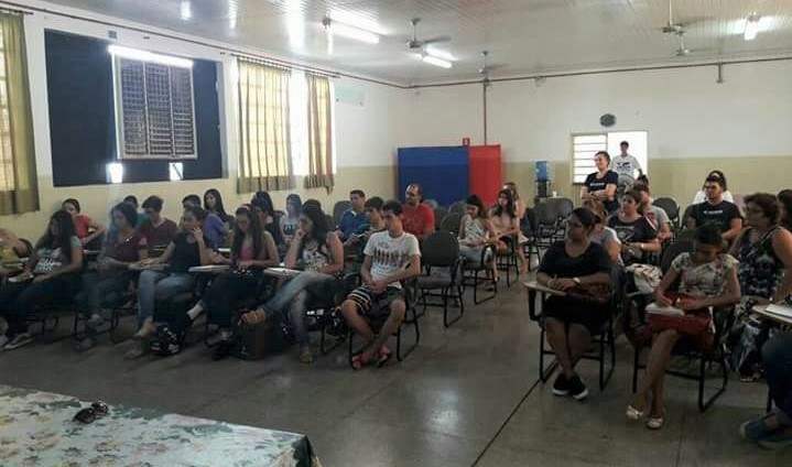 Alunos do ensino médio participaram do projeto de extensão comunitária