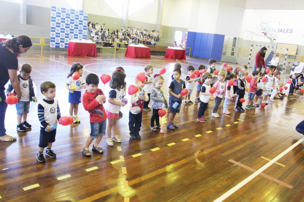 As mães ficaram emocionadas com as apresentações musicais no Dia das Mães