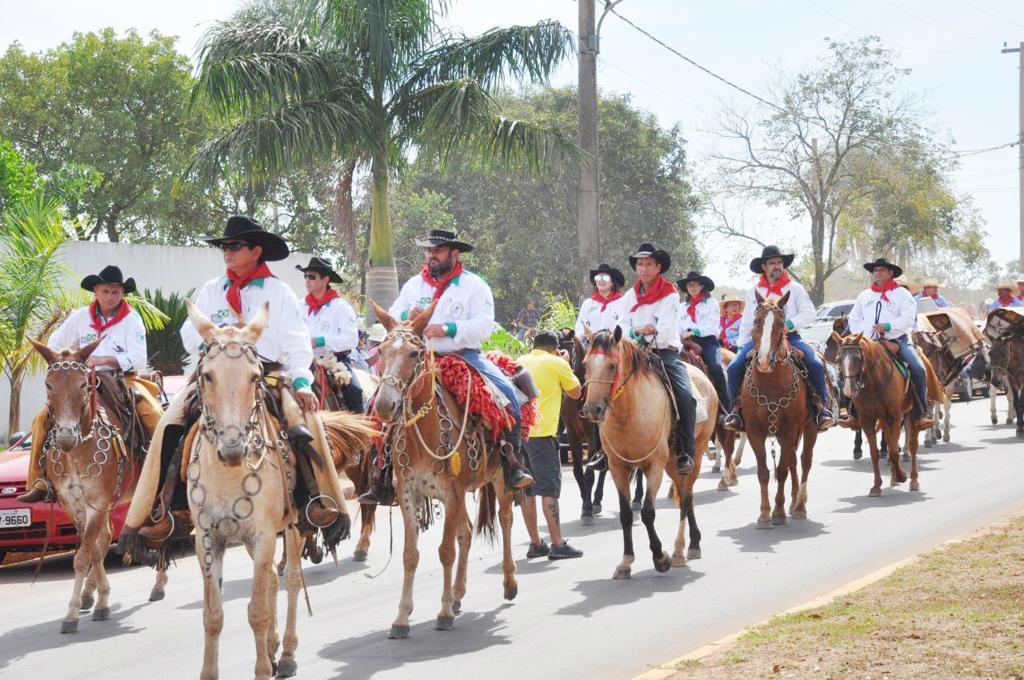 Clube de Cavalgada de Jales participou junto às outras 21 comitivas dos estados de São Paulo, Mato Grosso do Sul e Minas Gerais