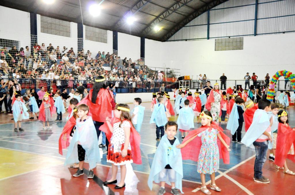 1º Ano- professoras Maria Ermínia, Débora e Mara