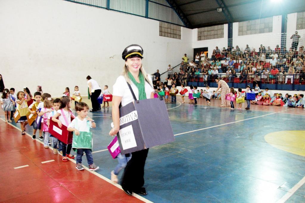 Maternal II - professoras Taisa Emilin e Juliana