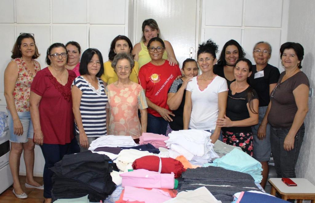 Alunas iniciam aulas do projeto Costurando o Futuro na sede do Fundo Social de Solidariedade