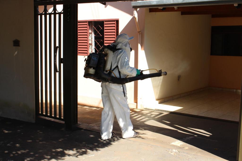 Saúde intensifica ações de combate à dengue
