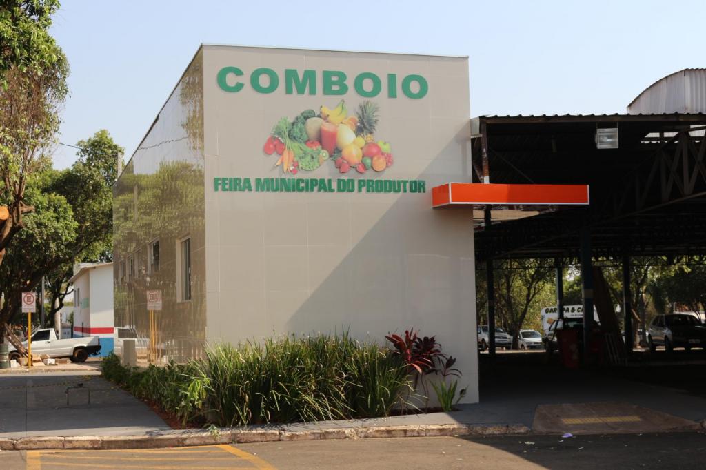 Banheiros do Comboio são reformados e entregues à população