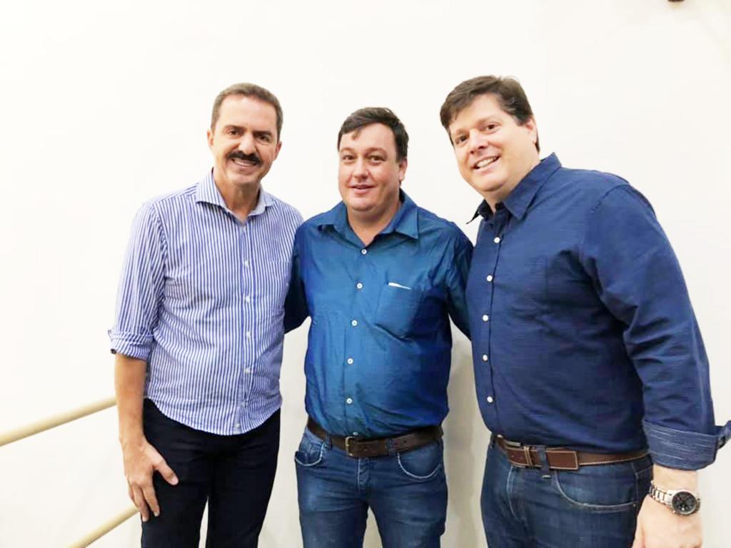 Prefeito de Turmalina participa de encontro com parlamentares na cidade de Bálsamo