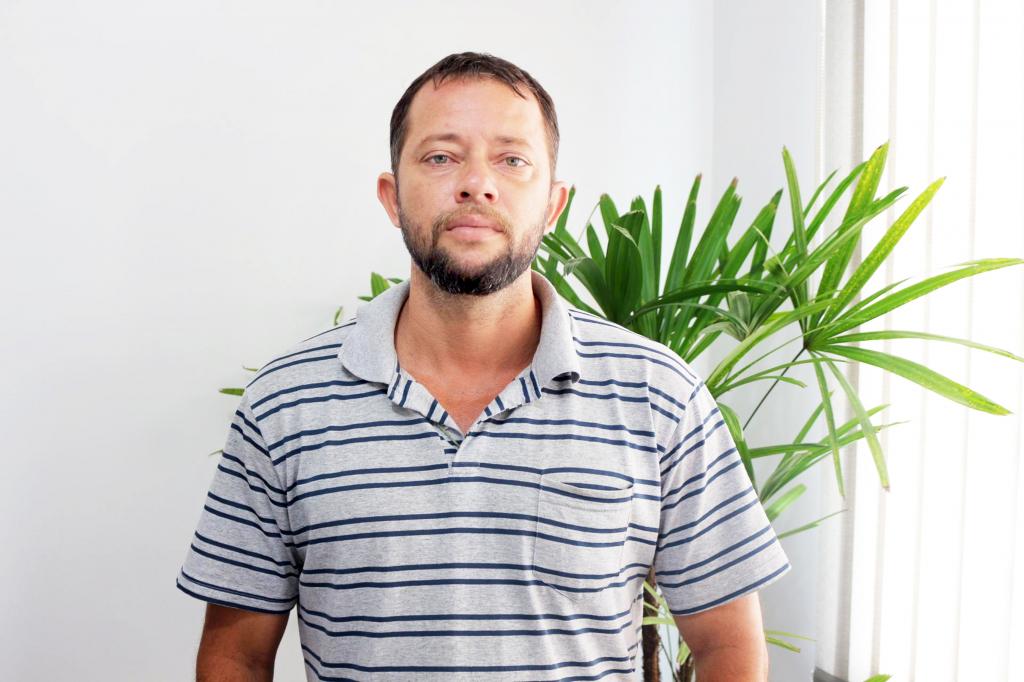 Pedreiro de Jales que usa o pseudônimo de Louco Andarilho vira autor de dois livros