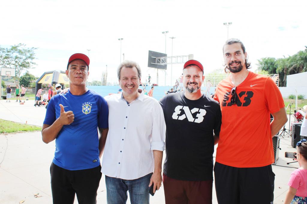 Basketball 3x3 reuniu adeptos do esporte no feriado do Dia do Trabalho