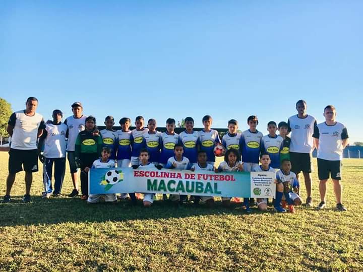 Escolinha de Futebol Macaubal