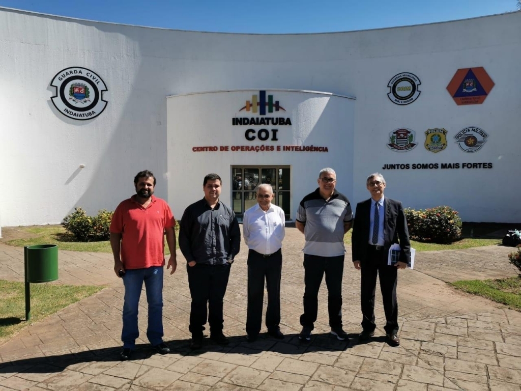 O agente policial Valdir Segantin; o chefe de gabinete da Secretaria Municipal de Planejamento, Wellington Lima Assunção; o presidente do CONSEG, Roberto Vieira Lima; o coordenador do setor de Inteligência da Guarda Civil de Indaiatuba, Bauer Marques Dias