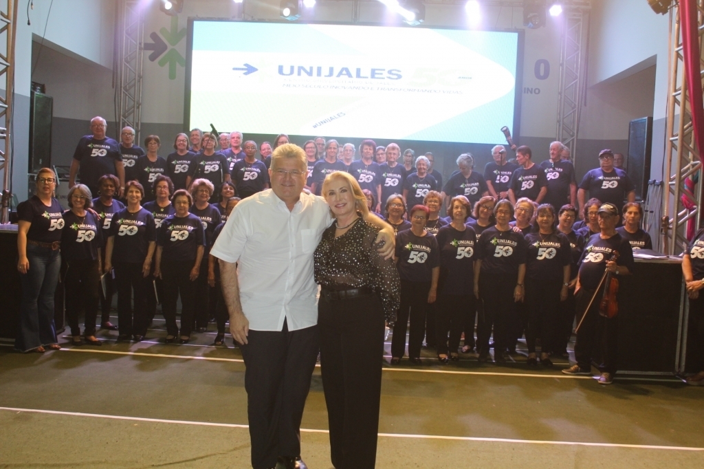 Os mantenedores da Unijales, Maria Christina Fuster Soler Bernardo e Junior Soler também anunciaram as comemorações de 50 anos de Unijales
