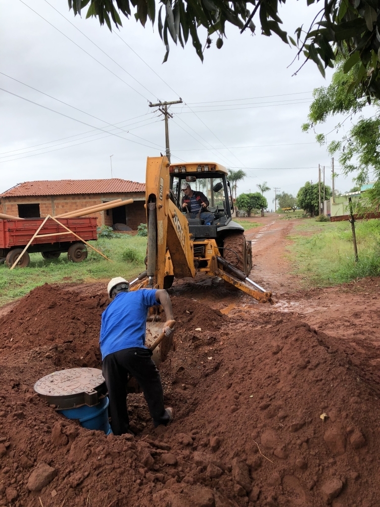 A Sabesp trabalha arduamente para instalar a rede de água e esgoto no Alto da Boa Vista II