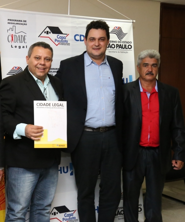 Respectivamente, o prefeito do município de Aspásia, Josué Eduardo de Assunção, o Calango, o deputado federal e ex-coordenador do Cidade Legal, Geninho Zuliani e o vereador Celso Lopes Siqueira, o Celsinho