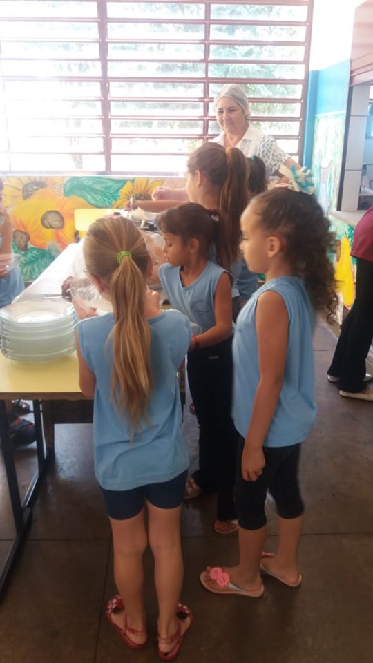 Prefeitura de Turmalina inicia projeto sobre nutrição saudável na escola municipal