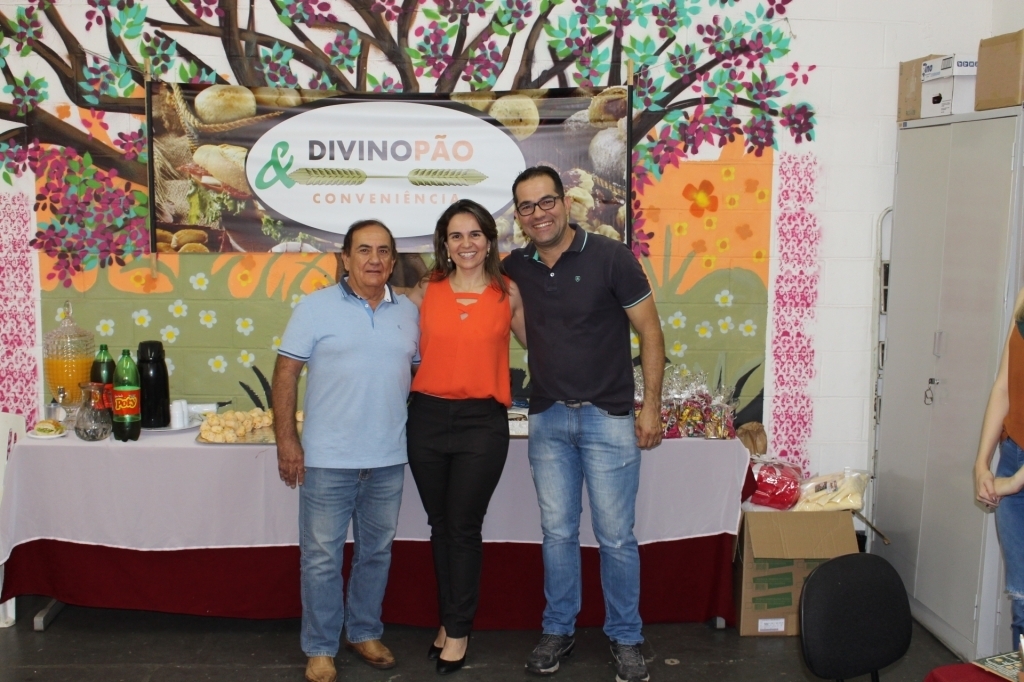 O empresário Divino, sua filha Wania e o genro Paulo César