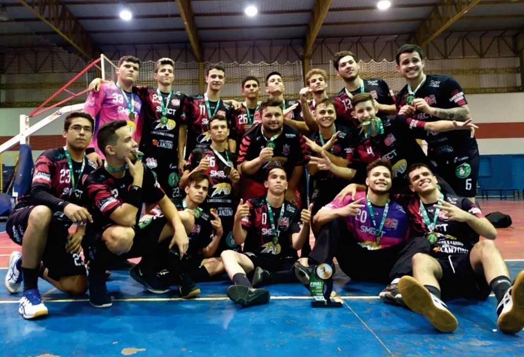 O terceiro lugar da categoria Sub20 masculino ficou com os garotos de Jales