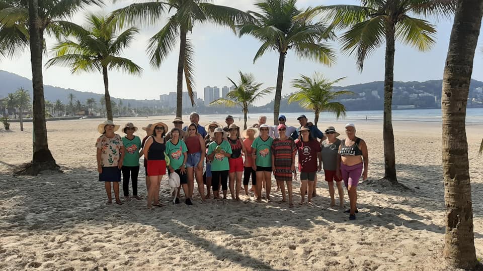 Grupo da Melhor Idade de Paranapuã viaja para o litoral