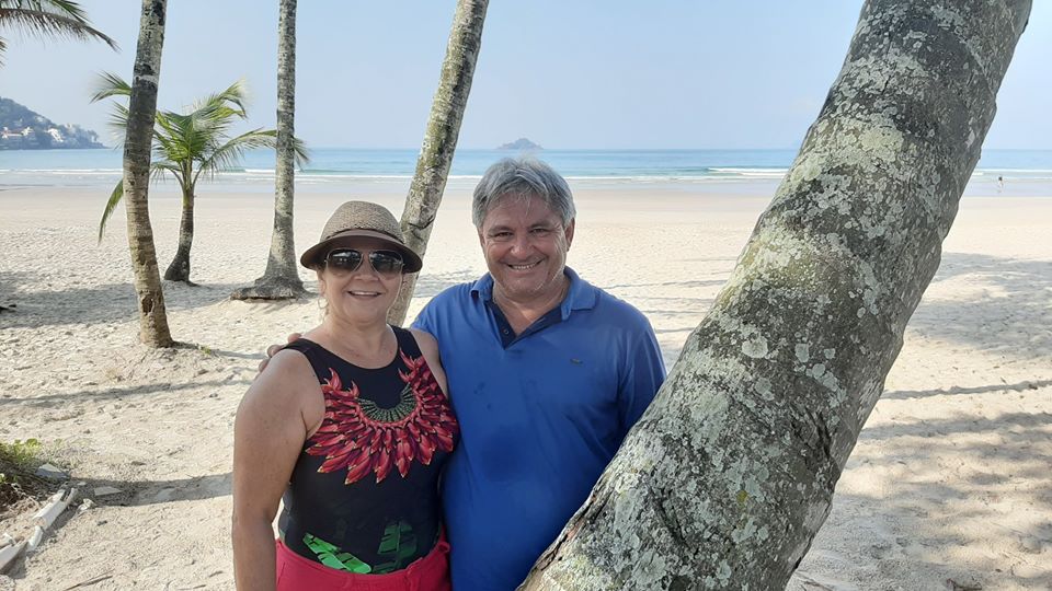 : A primeira-dama do município, Arlete Polarini e o prefeito Sergio participaram da viagem