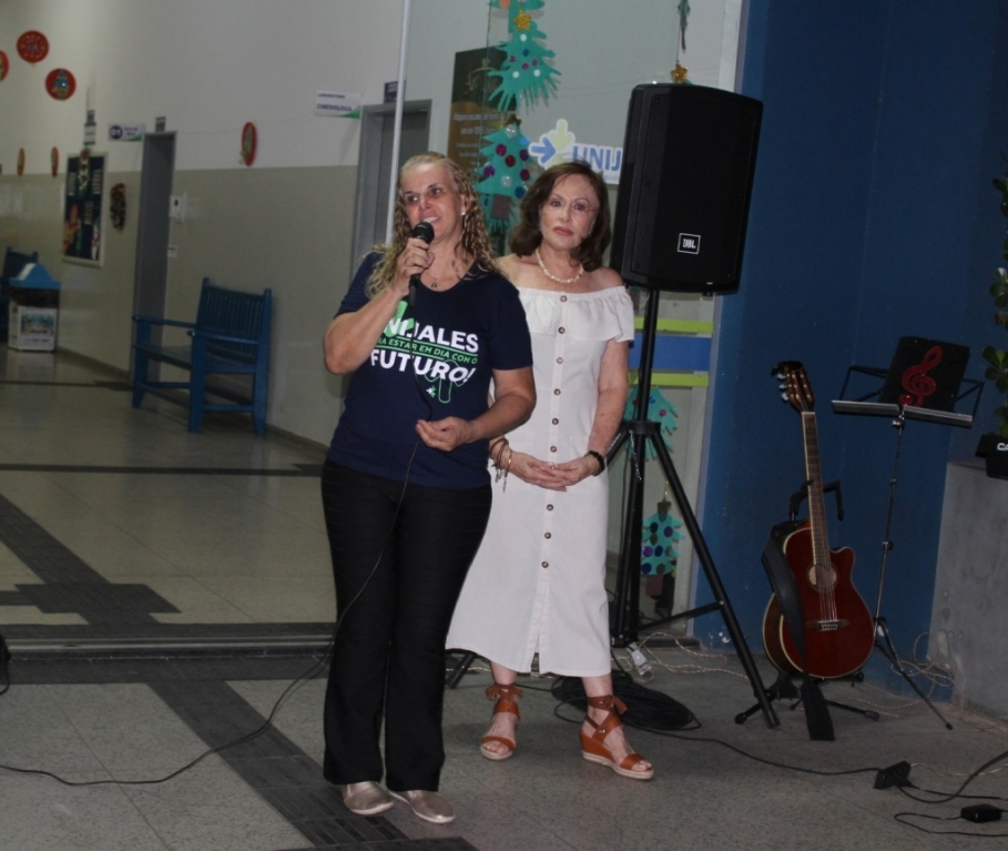 A idealizadora do projeto “UnijaLuz” falou da importância da realização dessa decoração para a Unijales