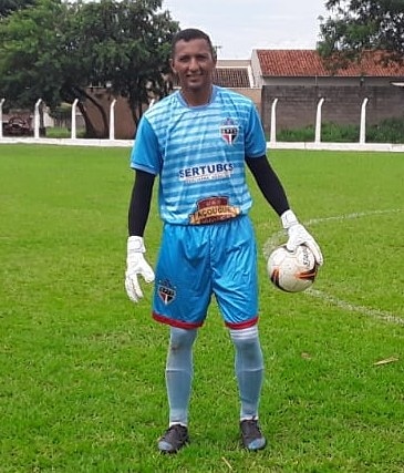 O jogador Aguinaldo