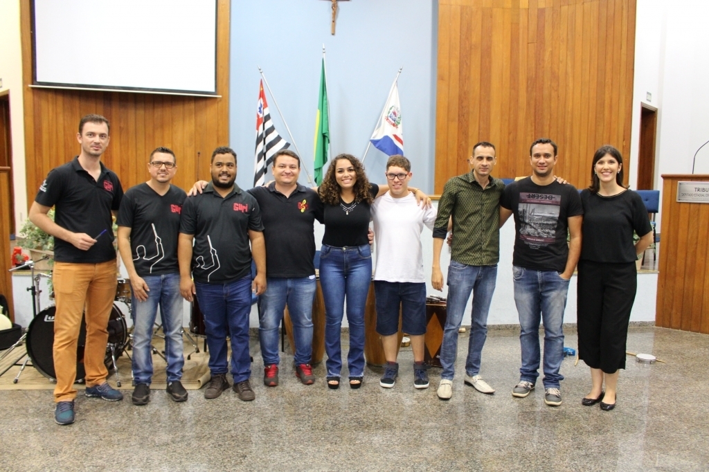 A equipe do Projeto Guri – Polo de Jales registraram o momento finalizando os trabalhos do segundo semestre de 2019