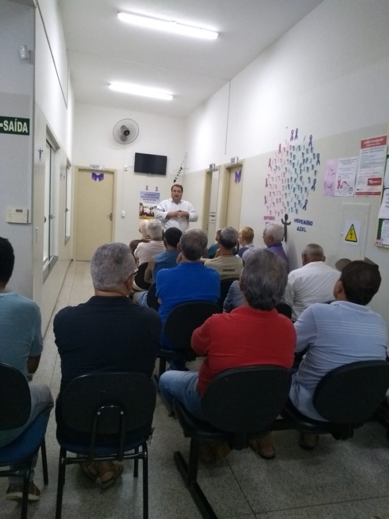 ESF Getúlio de Carvalho incentiva diagnóstico precoce para prevenção ao câncer de próstata