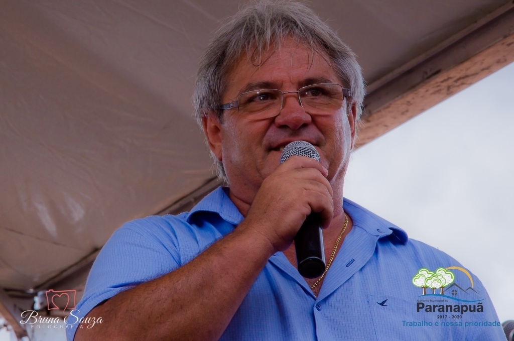 O prefeito Sergio Polarini se emocionou ao anunciar as conquistas para o município
