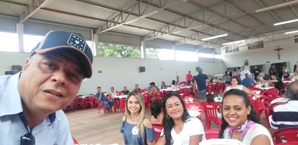 Mauro e as secretárias Débora, Nazaré e Carla